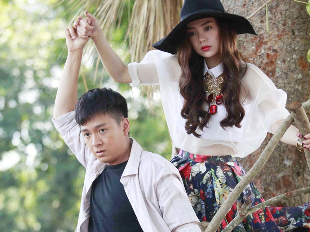 Trai que Ngo Kien Huy phai long Minh Hang trong phim ngan hinh anh