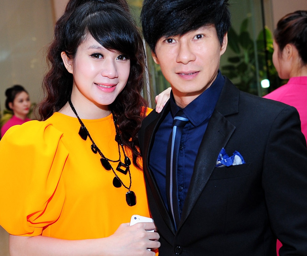 Dan sao Viet mac ton sur ton du sinh nhat xa xi cua Mr.Dam hinh anh