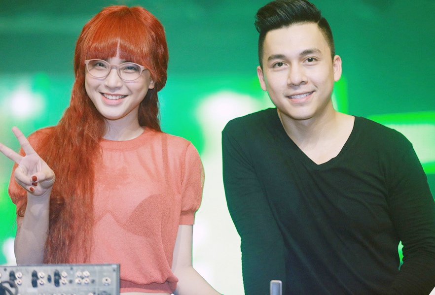 Hai Bang mac ao xuyen thau lo noi y vui ve cung Tien Dung hinh anh