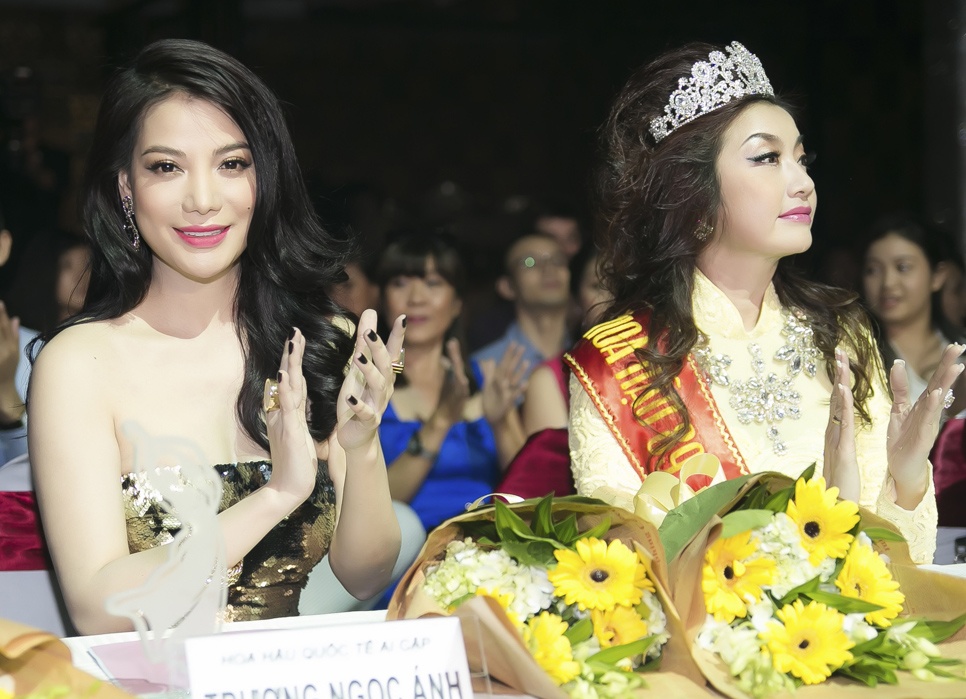 Hoa hau Ly Thu Thao do sac voi Truong Ngoc Anh hinh anh