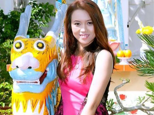 Hinh anh cuoi cung cua nu ca si Viet qua doi vi suy tim cap hinh anh