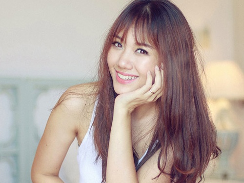 Hari Won: 'Ngac nhien va kham phuc truoc Hoai Linh' hinh anh