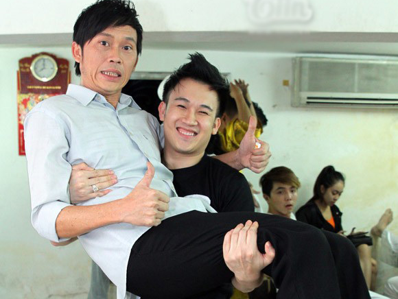 Duong Trieu Vu lan dau tiet lo doi tu cua anh trai Hoai Linh hinh anh