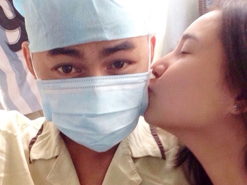 Duy Nhan va Giang sinh mot minh trong benh vien hinh anh