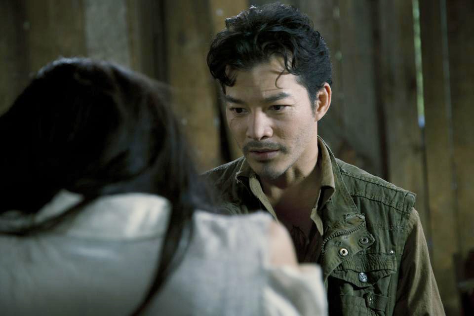 Tran Bao Son giang xe giua yeu va han hinh anh