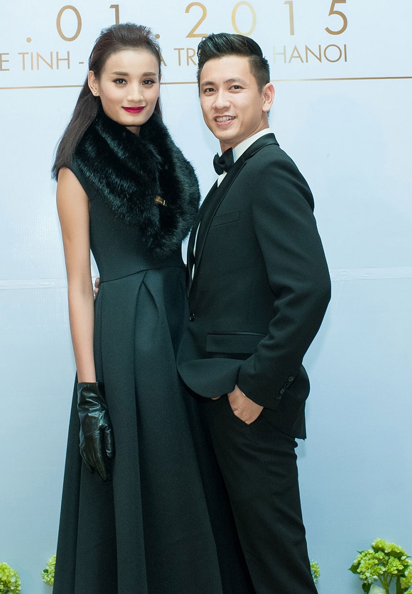 Anh cho biết, trong mắt mình, Lê Thúy là người vợ xinh đẹp, nhẹ nhàng, kiên trì và biết cách sống.