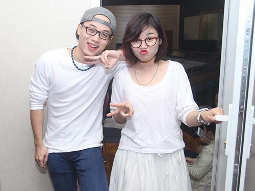 Truc Nhan van vui ve sau phat ngon khong nho va Thu Minh hinh anh