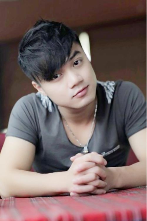 Hong Duong MU4 khoe giong hat trong Mua thu hinh anh