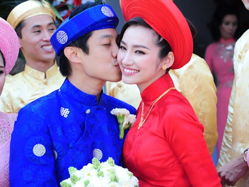 Truc Diem va ong xa dien trai hon ngot ngao o le ruoc dau hinh anh