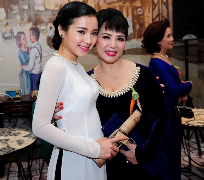 Phương Trinh và Ngân Khánh từng có thời gian hoạt động chung trong nhóm nhạc.