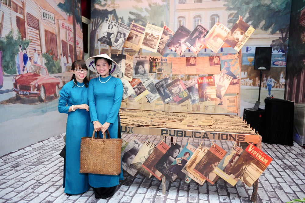 Khong gian tiec cuoi dam chat Sai Gon 1950 cua Ngan Khanh hinh anh