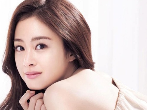 Kim Tae Hee tiet lo bi quyet giu da dep va dang thon hinh anh