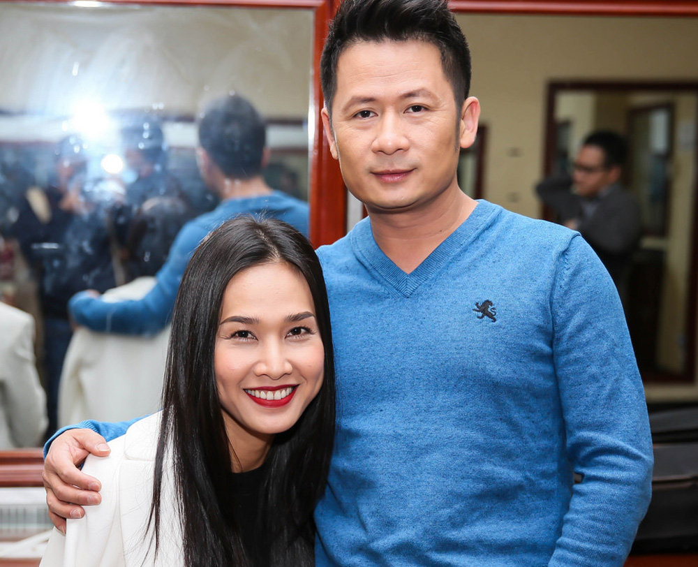 Duong My Linh xuat hien ben Bang Kieu giua tin don mang bau hinh anh
