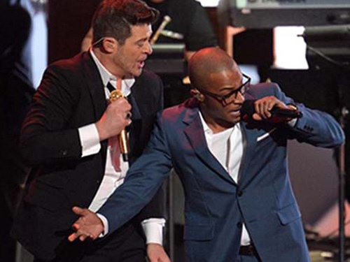 Pharrell Williams se phai boi thuong 7 trieu USD vi dao nhac hinh anh