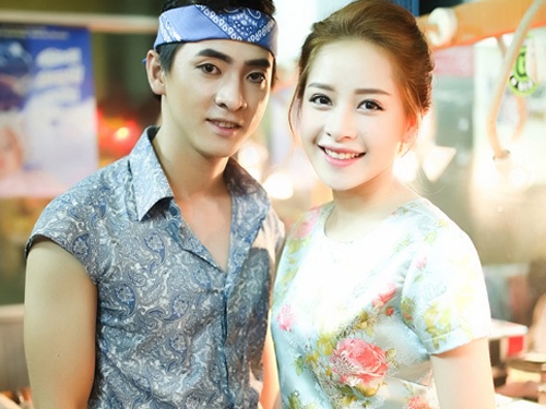 Chi Pu hoa tieu thu nha giau, yeu trai ngheo tren san khau hinh anh