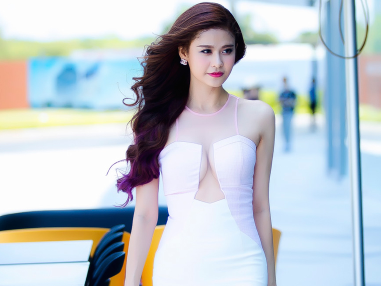 Phong cach an mac ngay cang sexy cua Truong Quynh Anh hinh anh