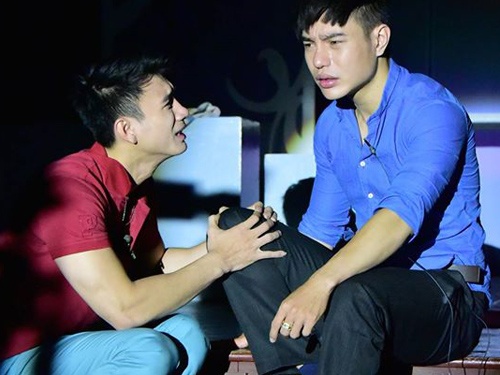 Quan quan Cuoi xuyen Viet ke thoi bong mieng vi hoc phun lua hinh anh