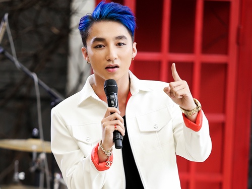 Fan bi bit mat khi tham gia buoi bieu dien cua Son Tung M-TP hinh anh