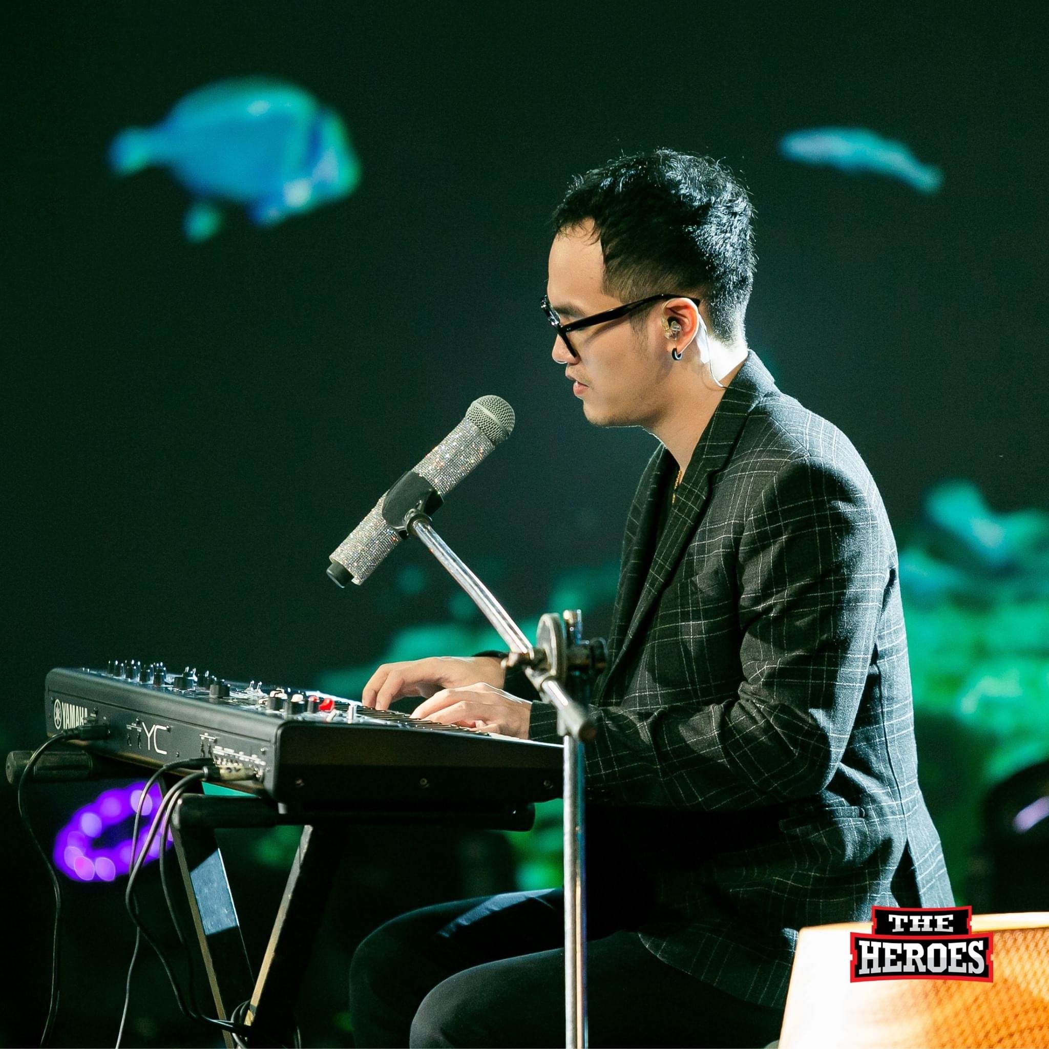 Khac Hung My Anh The Heroes anh 3