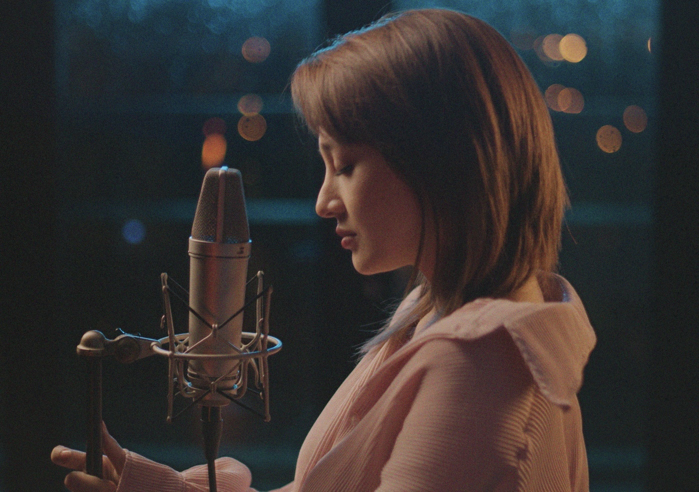 sân khấu tại nhà của ca sĩ Việt ảnh 2 san khau tai nha cua ca si Viet anh 2