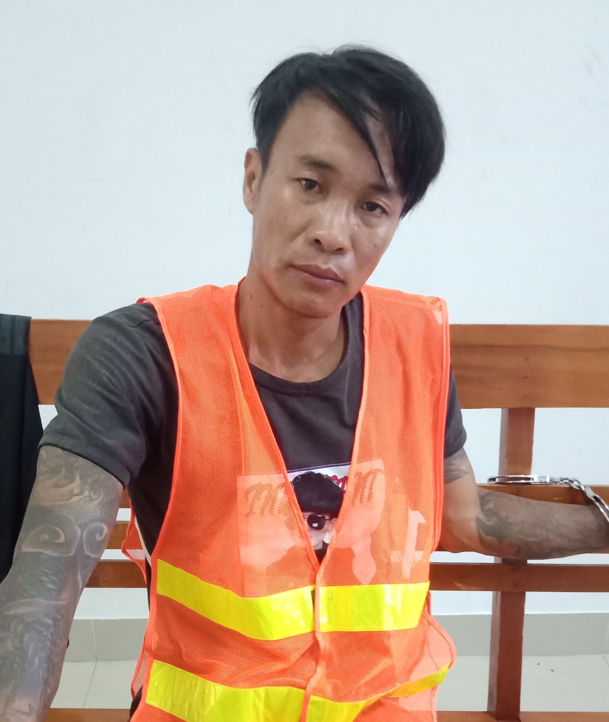 giet ban cung xom tro vi ghet thai do anh 1