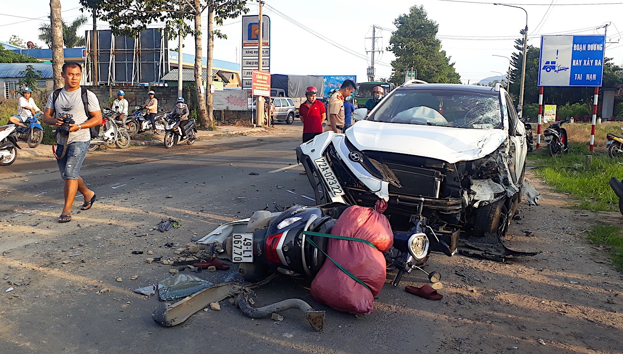 tai nạn giao thông liên hoàn, một người tử vong ảnh 1 tai nan giao thong lien hoan, mot nguoi tu vong anh 1