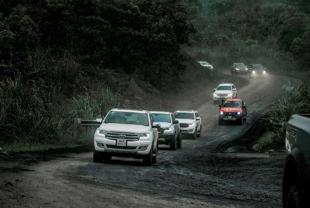 mazda,  ford,  cx8,  everest anh 15