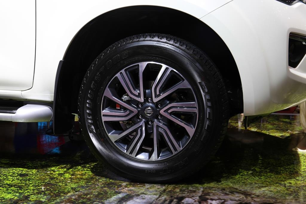 nissan,  terra,  toyota,  fortuner anh 5