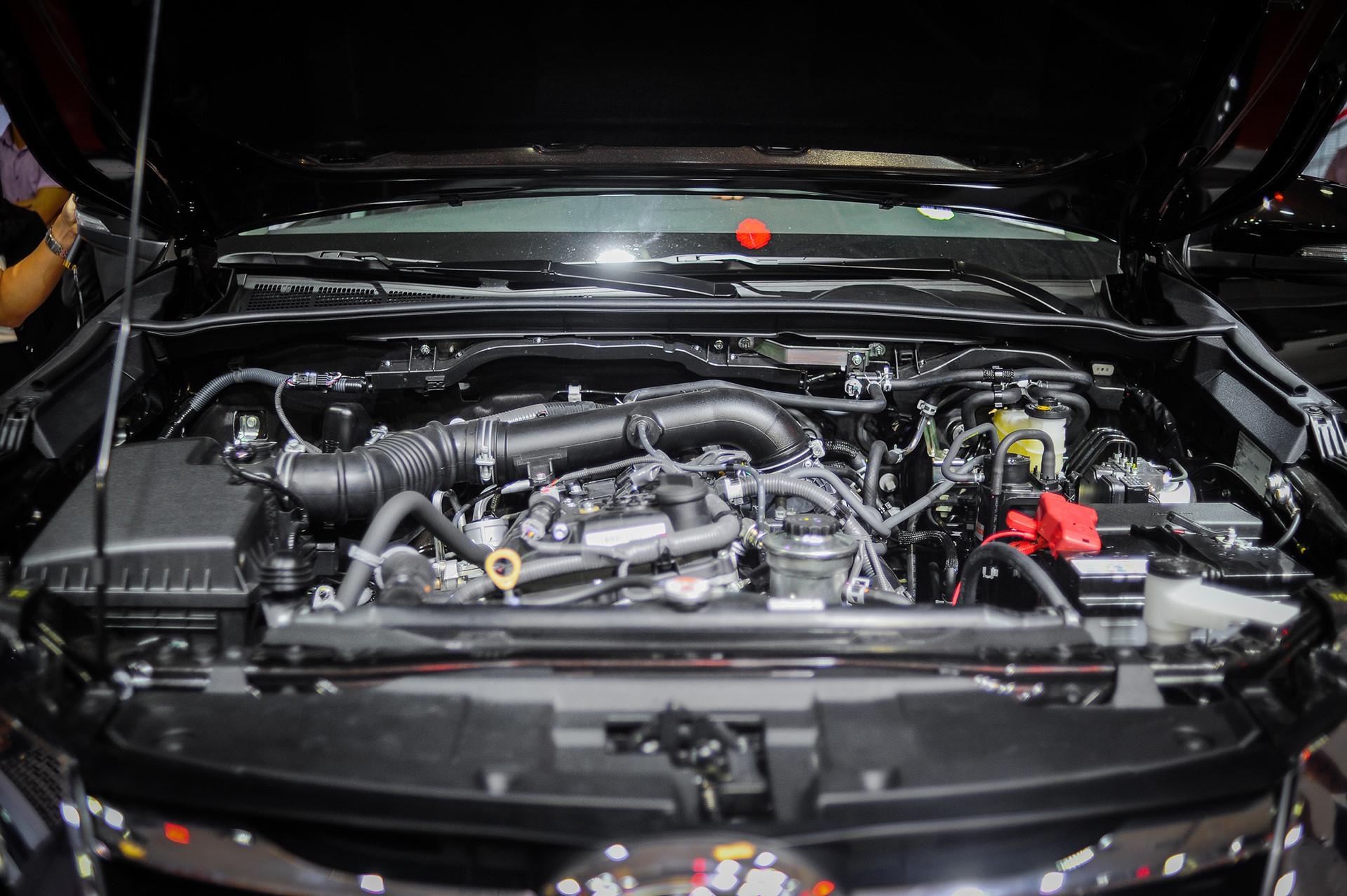 nissan,  terra,  toyota,  fortuner anh 8