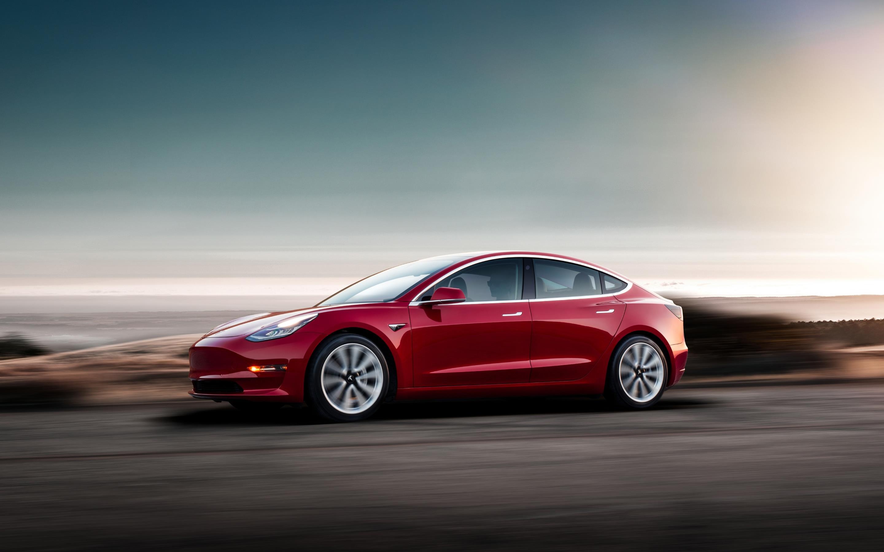 Chiec Tesla Model S sap lap ky luc cham moc van hanh 1 trieu km hinh anh