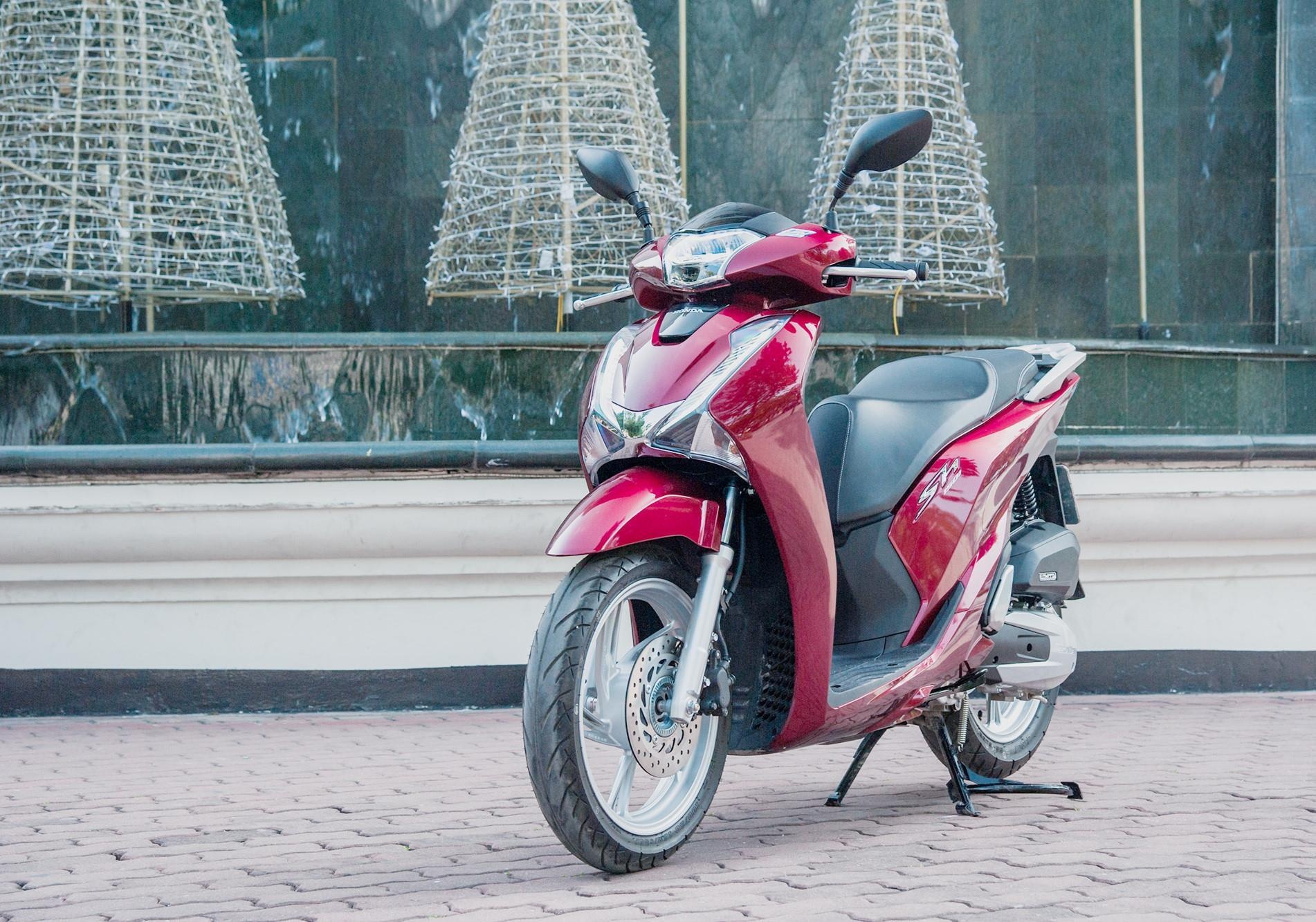 Hon 8.300 xe may ban ra moi ngay tai VN, giam nhe so voi 2018 hinh anh