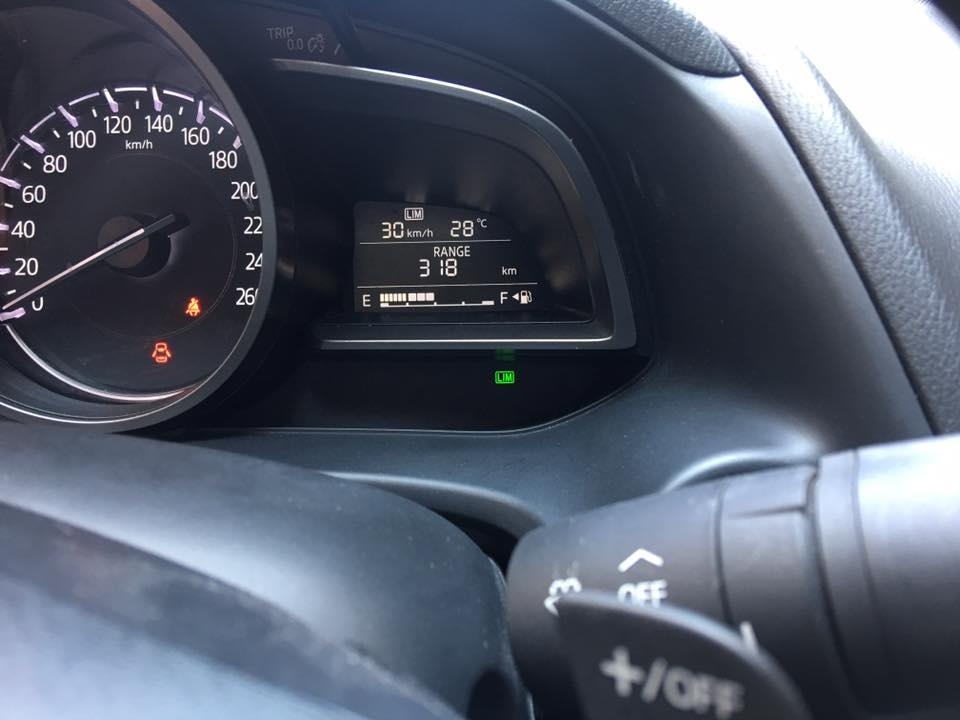 do tinh nang tren mazda,  lap loa trung tam mazda,  che do ga tu dong anh 4