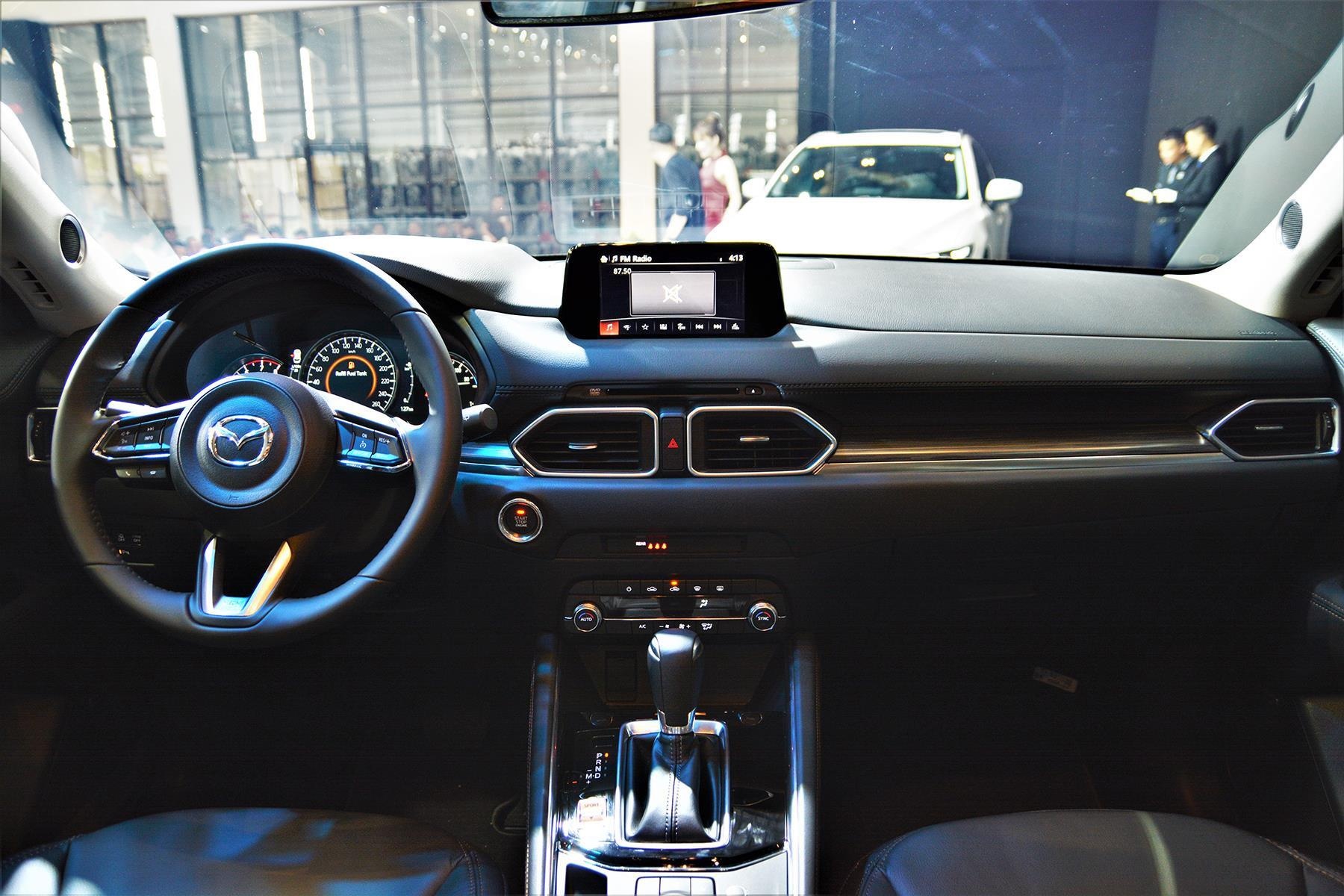 so sanh subaru forester va mazda cx-5,  co nang cap gi,  gia ban cx-5 subaru forester,  subaru forester va mazda cx-5 phien ban moi anh 8