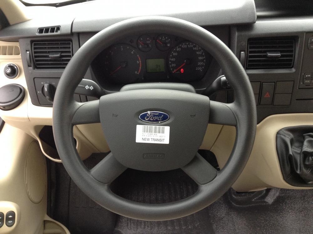 xe bi khoa co mo duoc cua tu ben trong hay khong anh 4