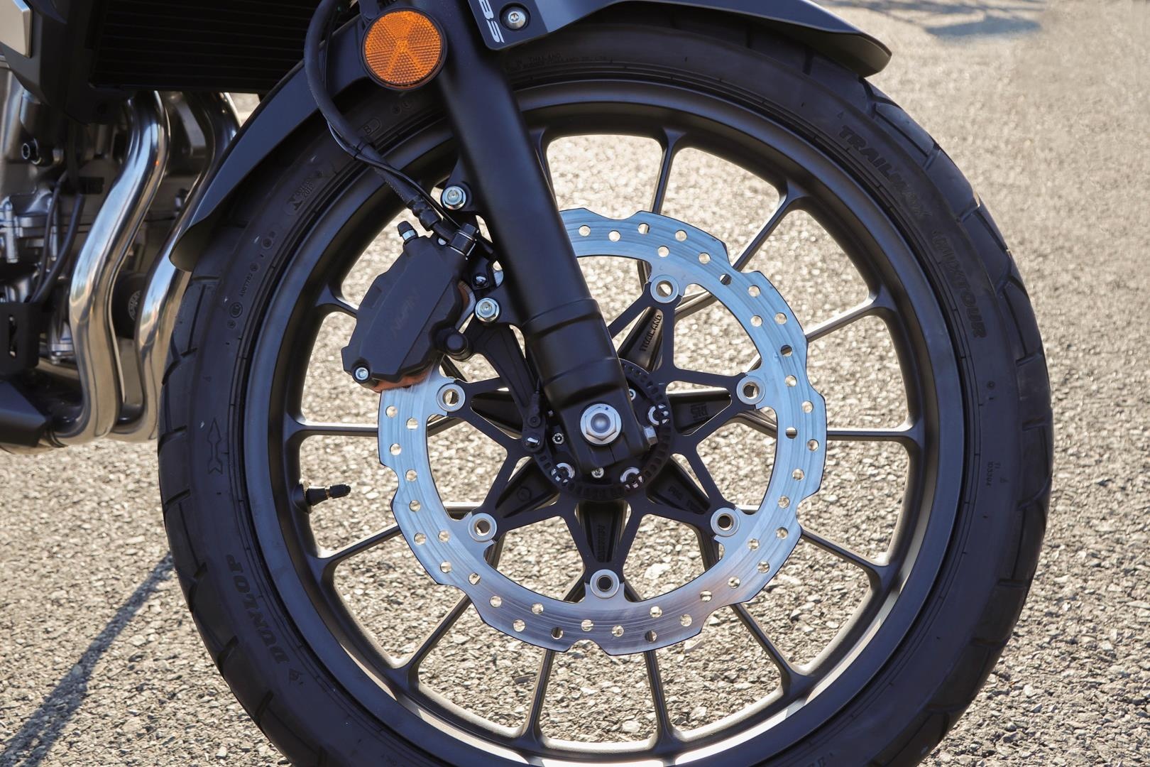 xe adventure gia mem tai viet nam,  nhung mau xe adventure gia tot anh 6