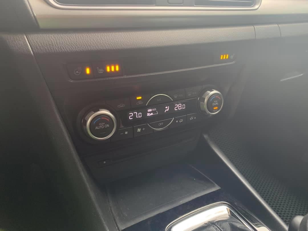 Troi nang nong, can luu y su dung dieu hoa oto dung cach hinh anh