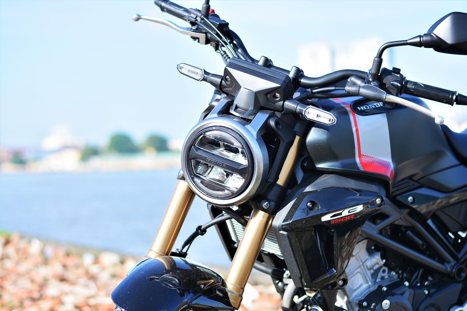 so sánh honda cb150r và yamaha mt-15 ảnh 4 so sanh honda cb150r va yamaha mt-15 anh 4