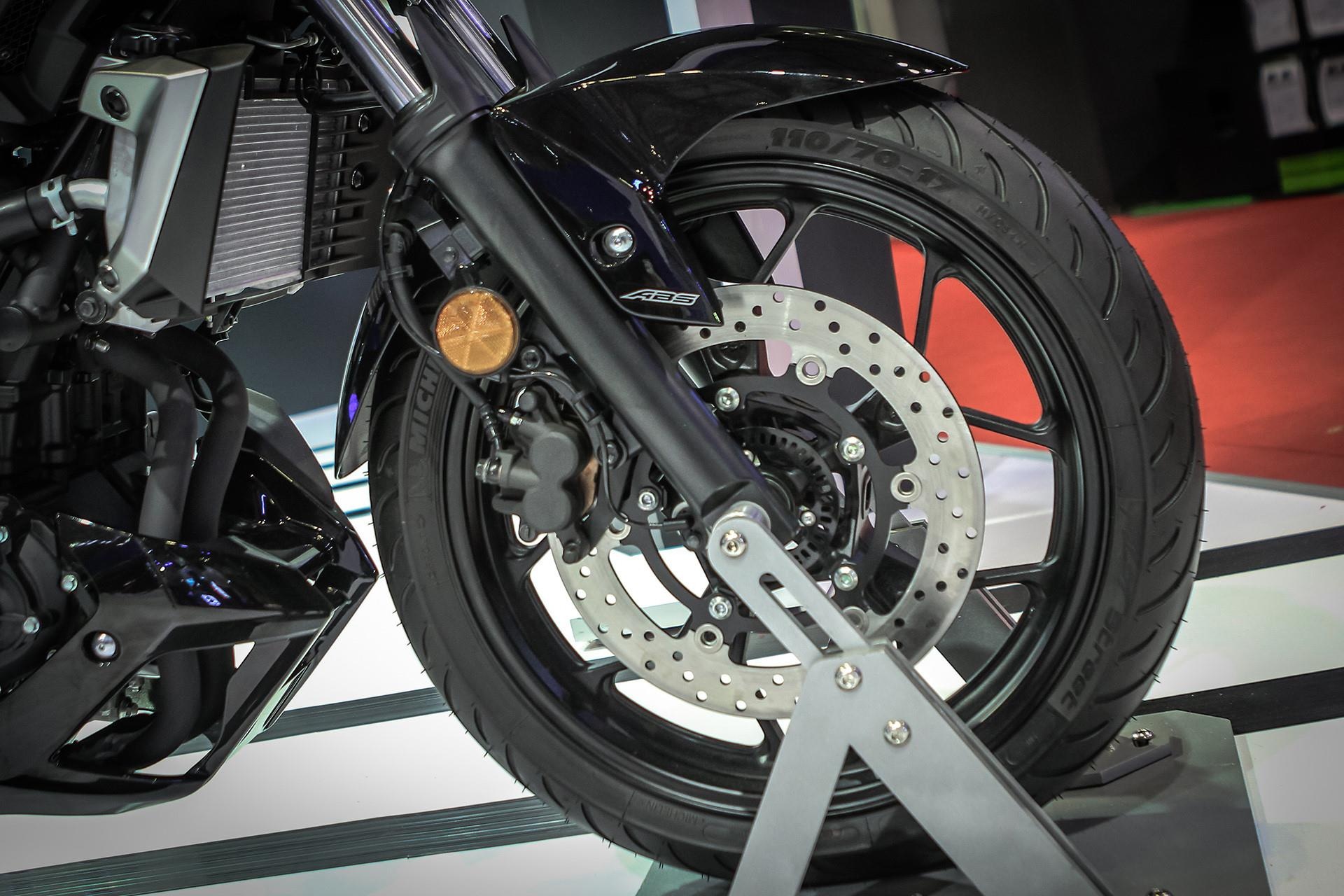 naked bike 300 cc chọn xe nào ảnh 6 naked bike 300 cc chon xe nao anh 6