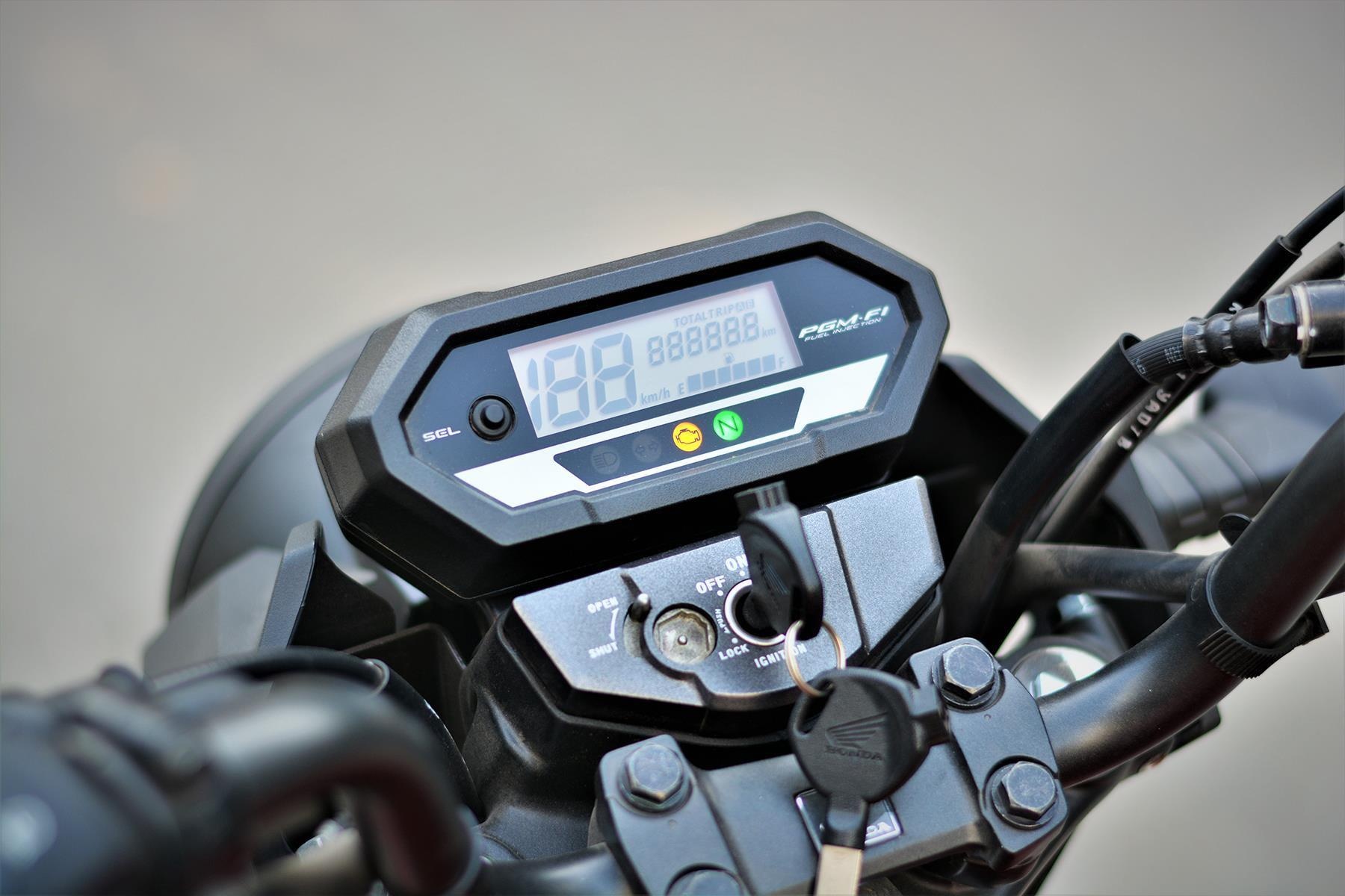 naked bike 150 cc dang chu y anh 19