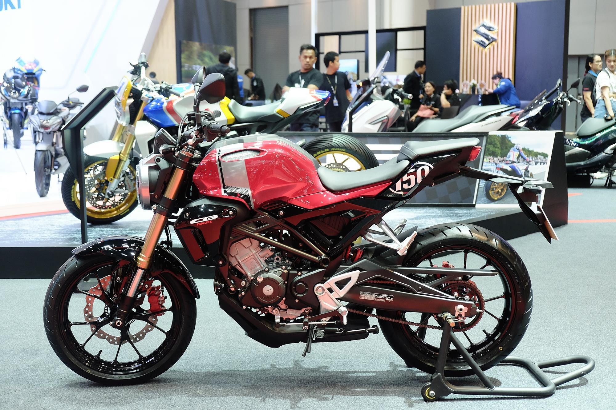 Mot so mau naked-bike 150 cc vua tui tien tai Viet Nam hinh anh