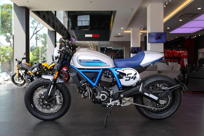 chon triumph thruxton hay ducati scrambler cafe racer anh 6