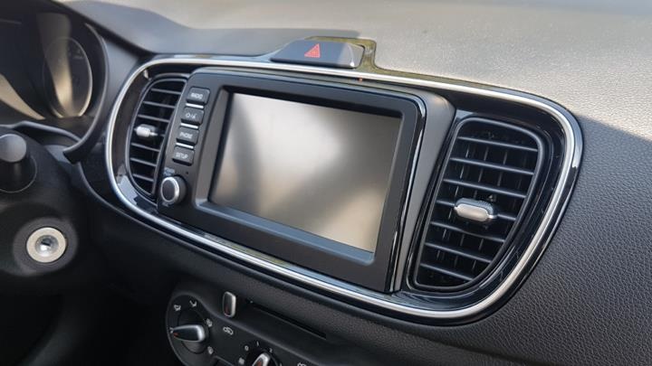 kia soluto sap ra mat,  kia soluto doi thu cua toyota vios anh 10