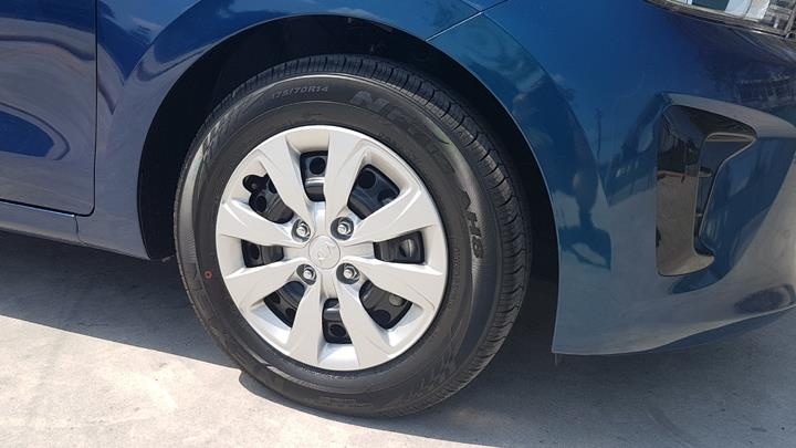 kia soluto sap ra mat,  kia soluto doi thu cua toyota vios anh 6