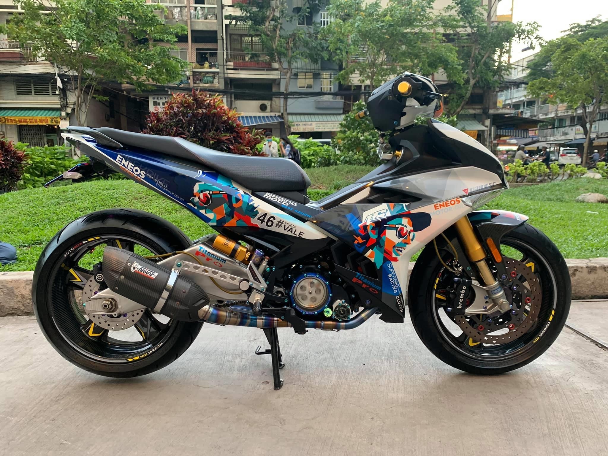 Yamaha Exciter 150 luc quy 1 o SG bien hinh thanh xe 'phan khoi lon' hinh anh