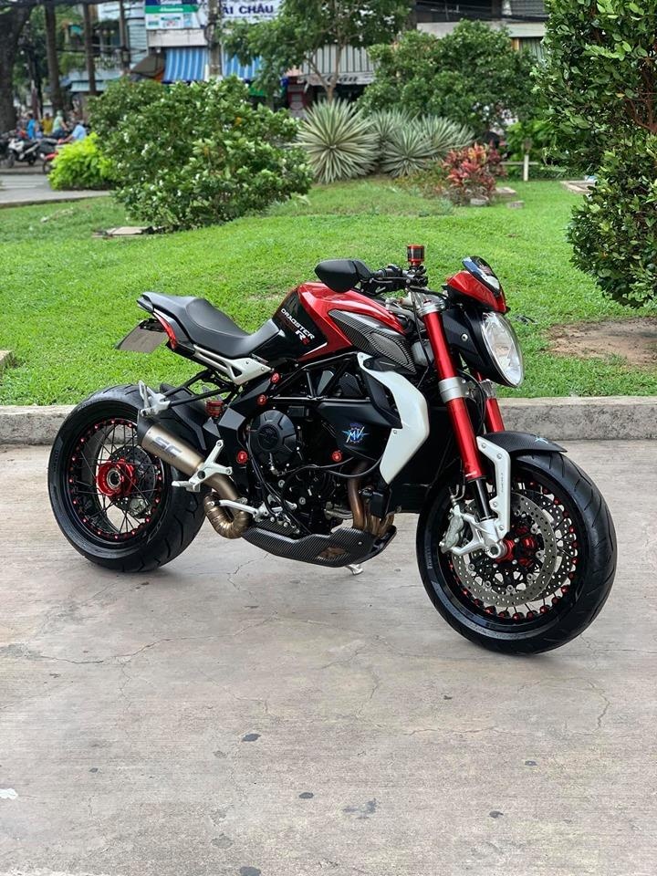 mv agusta dragster anh 1