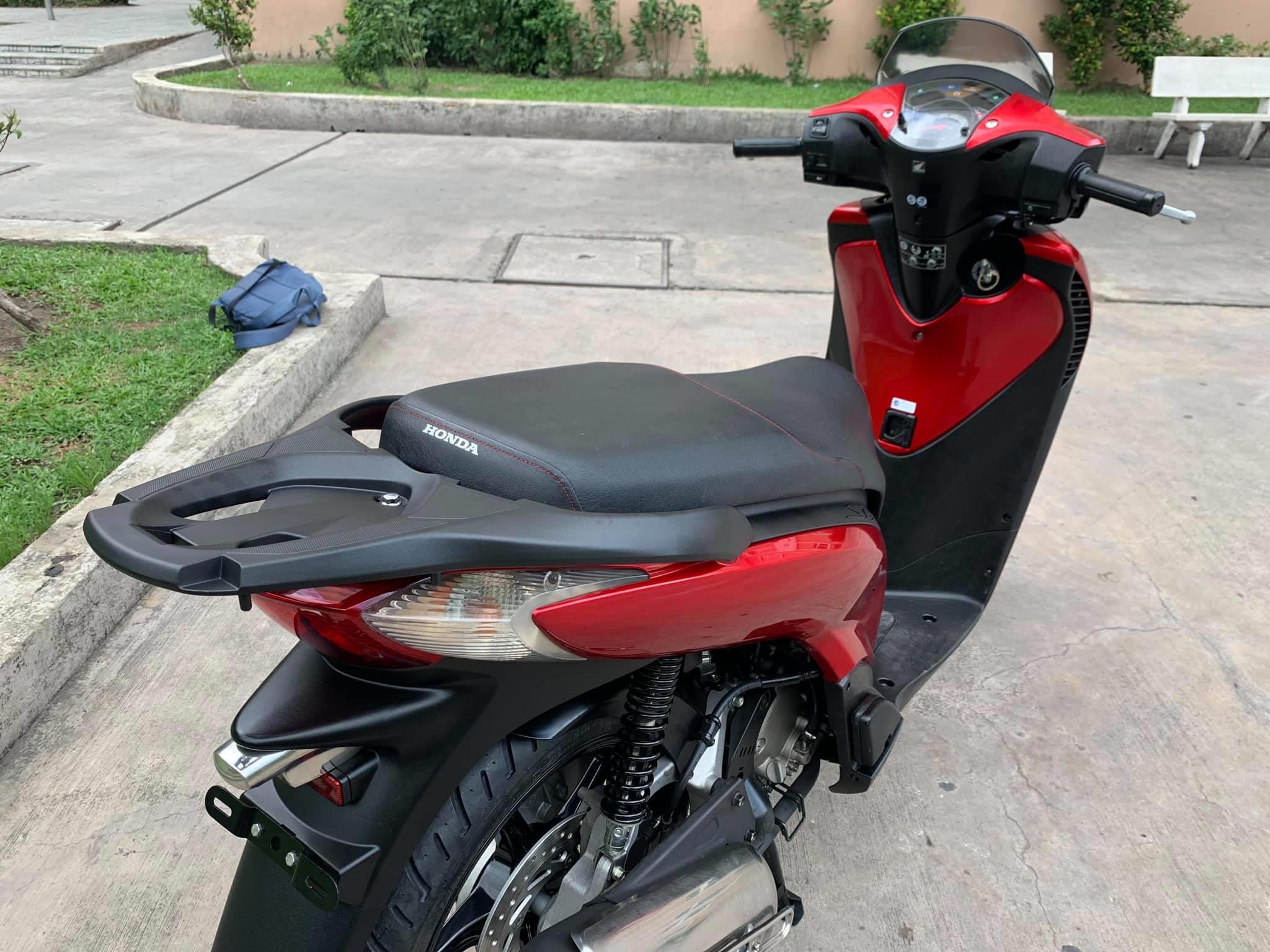 SH nhap chay 8 nam dat gap doi xe moi anh 3