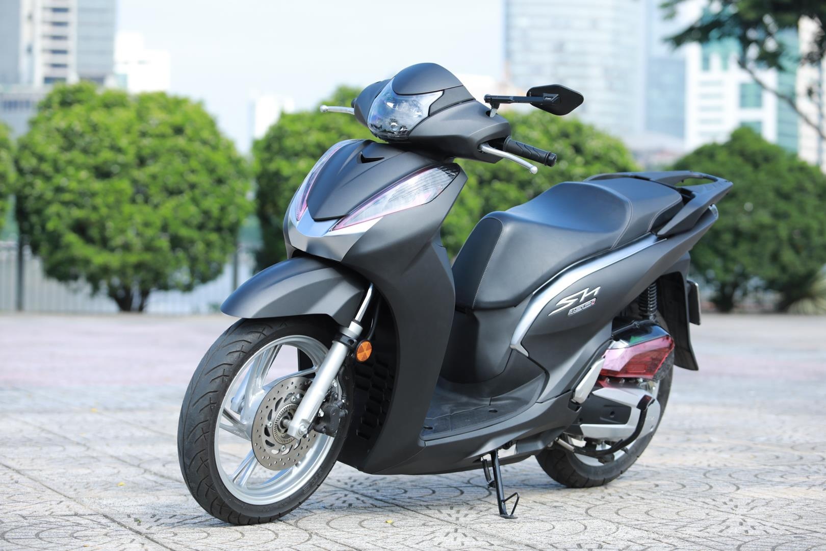 SH do vo SH 300i anh 13