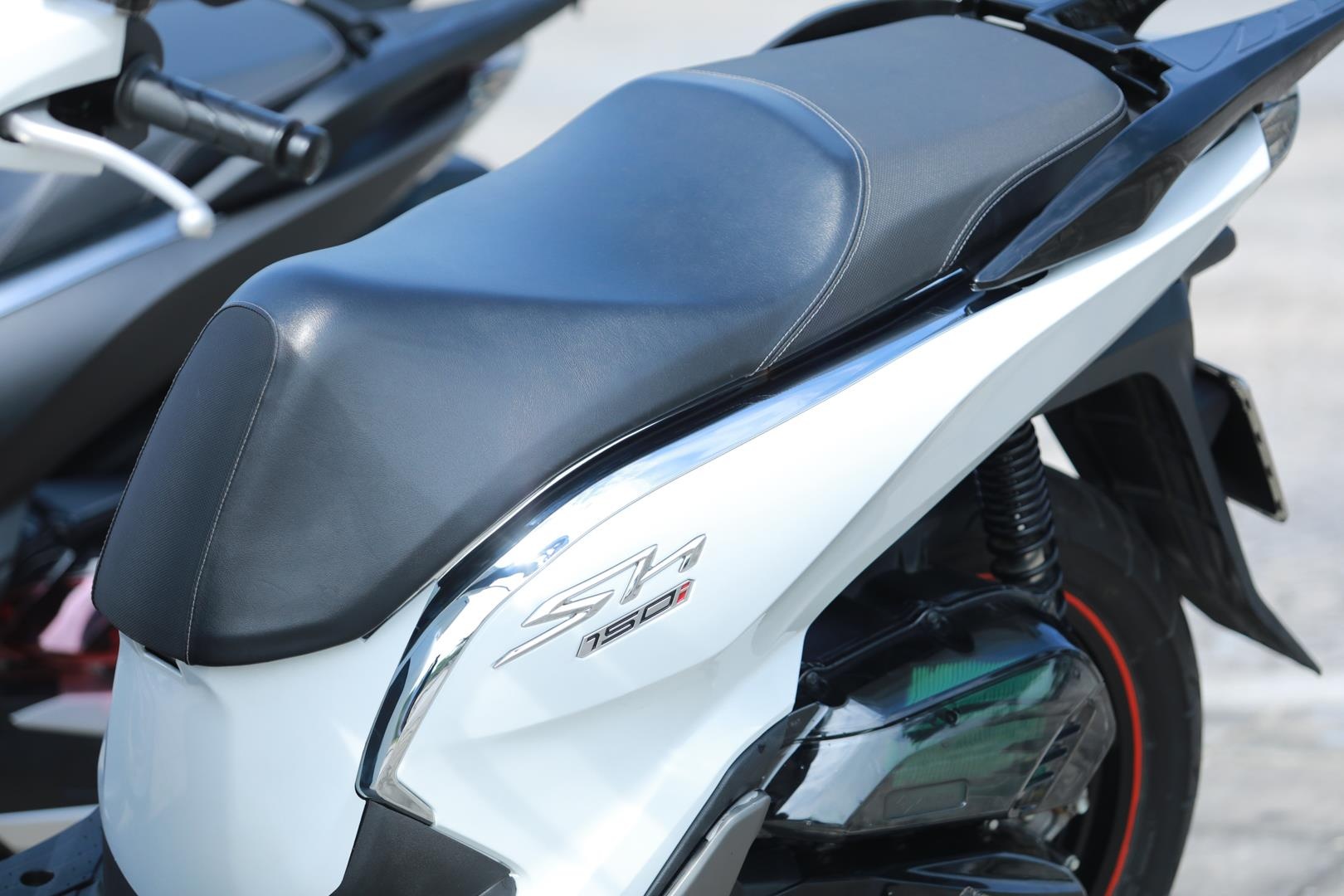 SH do vo SH 300i anh 8