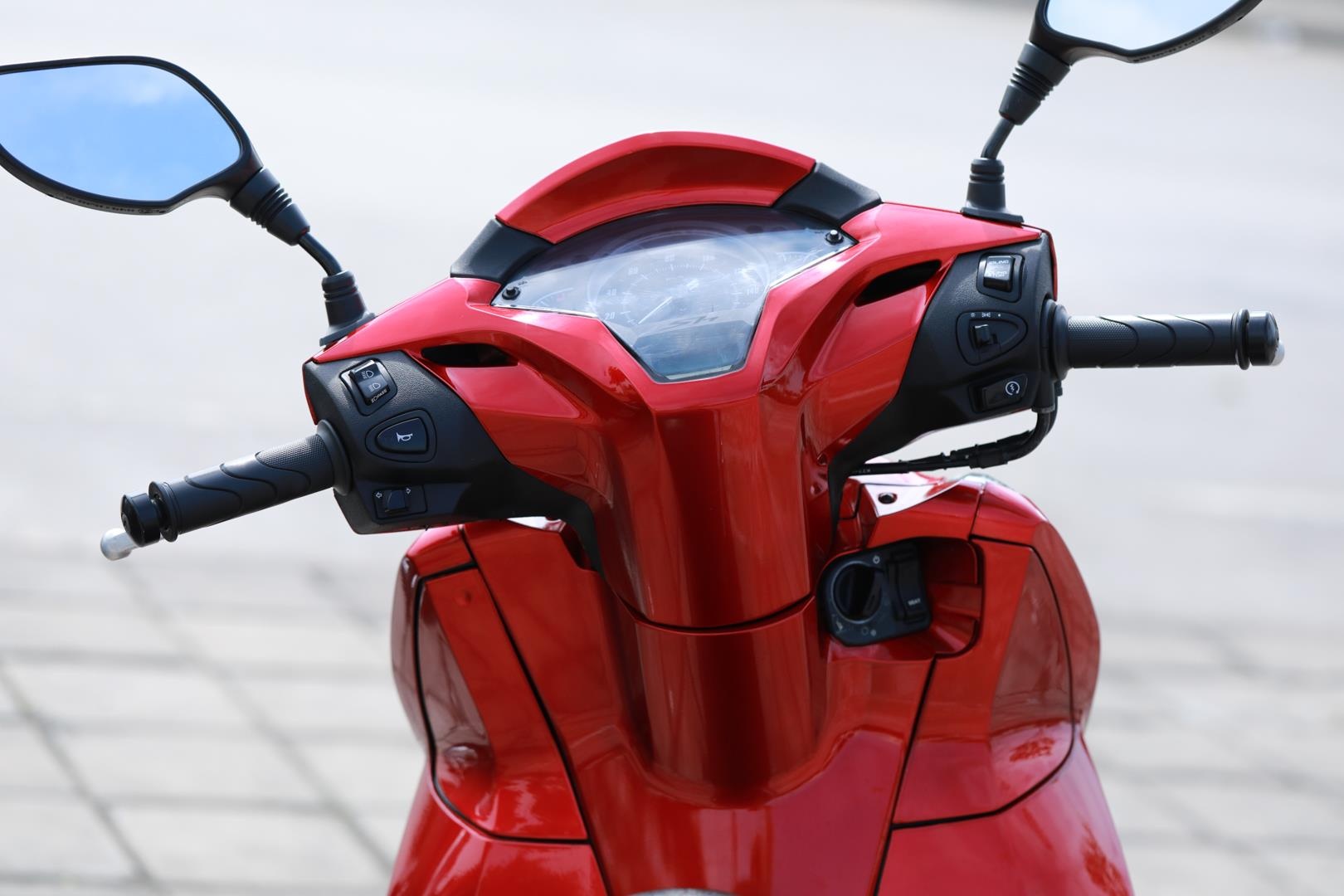 SH do vo SH 300i anh 5