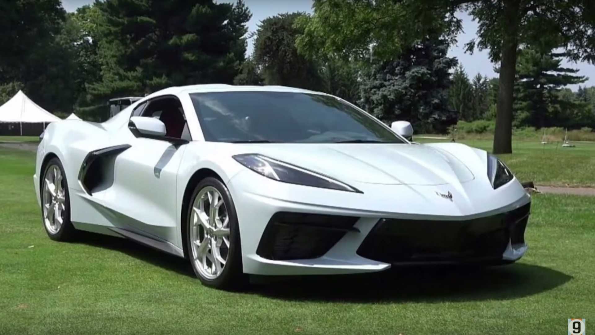 muc gia cua corvette c8 thuc su la mot mon hoi anh 3